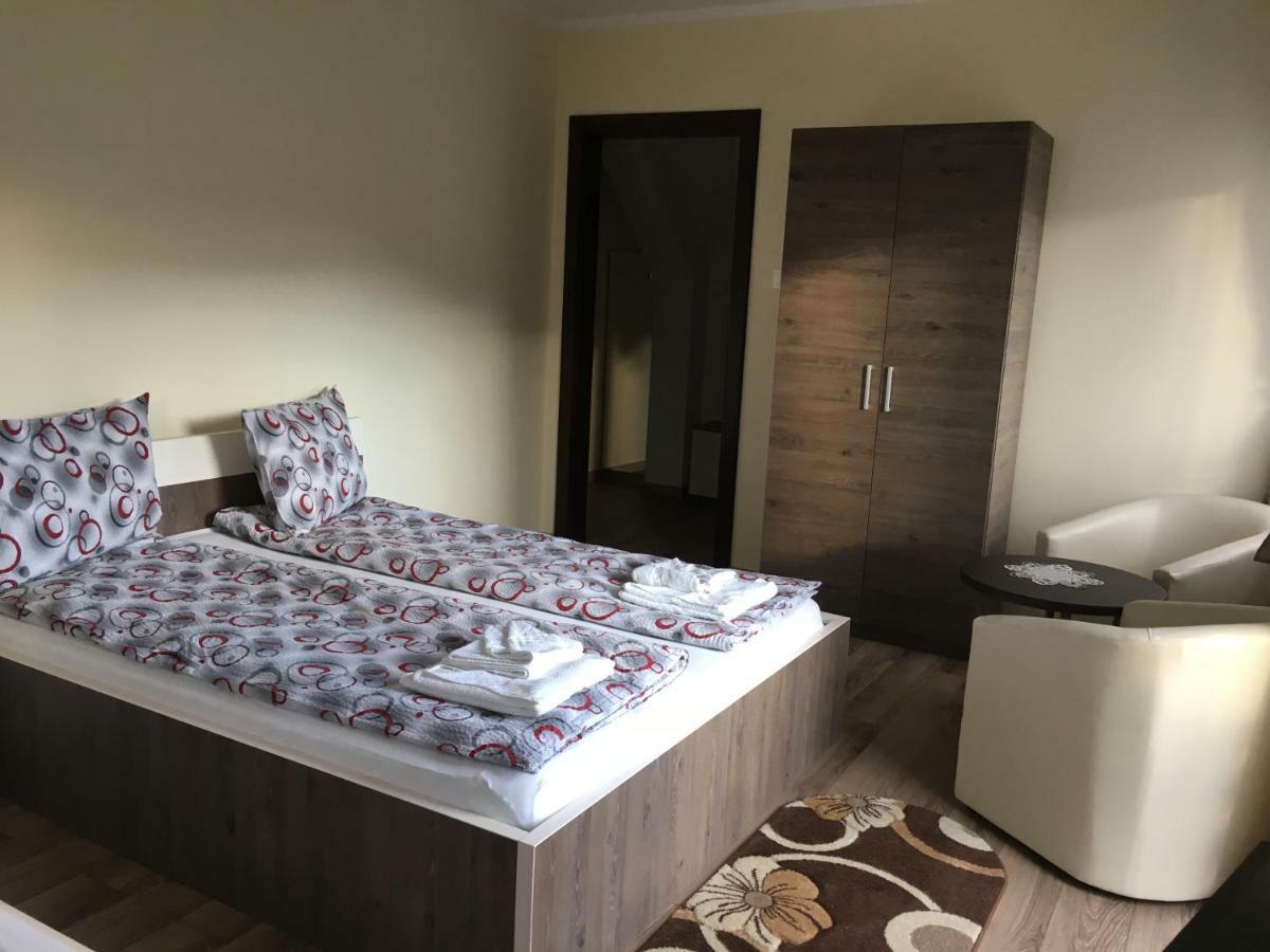 Bed and Breakfast Farkas Panzió Praid Exterior foto